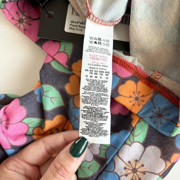 Nasty Gal NWT Tropical Hawaiian Floral Ruched Bodycon Mini Skirt Size 8 - Picture 7 of 8